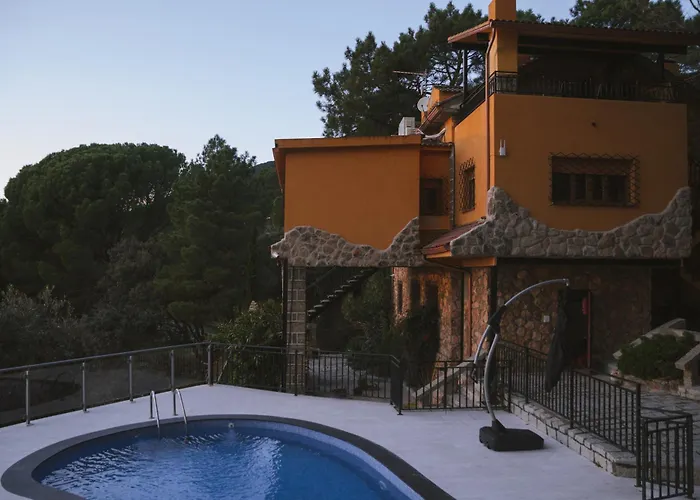 'el Mirador De Sotillo', Un Oasis De Confort Con Piscina Y Jacuzzis Sotillo de la Adrada