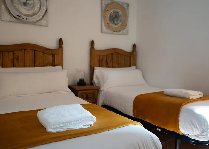 'el Mirador De Sotillo', Un Oasis De Confort Con Piscina Y Jacuzzis